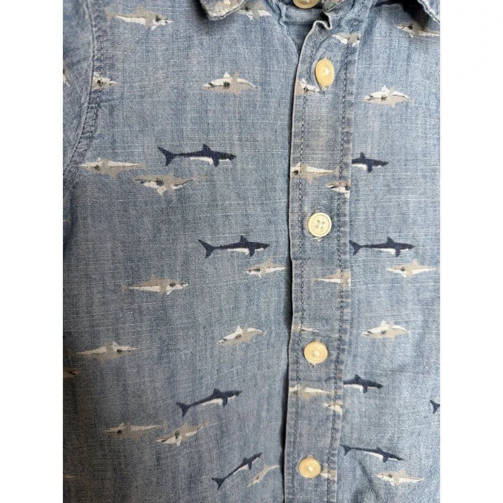OshKosh Bgosh Boys 12M Blue Shark Print‎ Short Sleeve Button Down Shirt Chambray